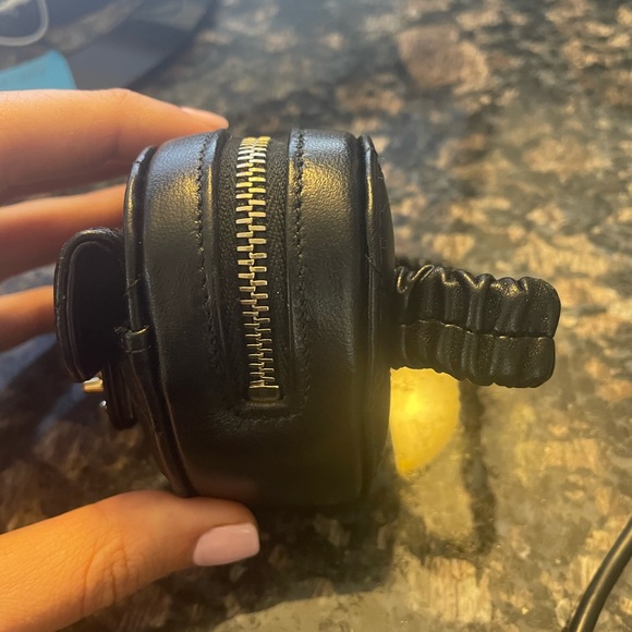 Chanel Heart Bag - Picture 3 of 4